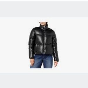 Sleek Black Women's Puffer Jacket